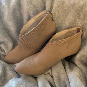 Life Stride Giada Ankle Boots